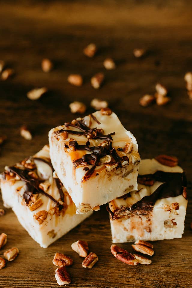 Fudge: Turtle Cheesecake
