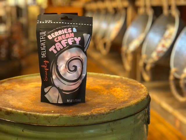 Simply Delightful: Taffy: Berries and Cream