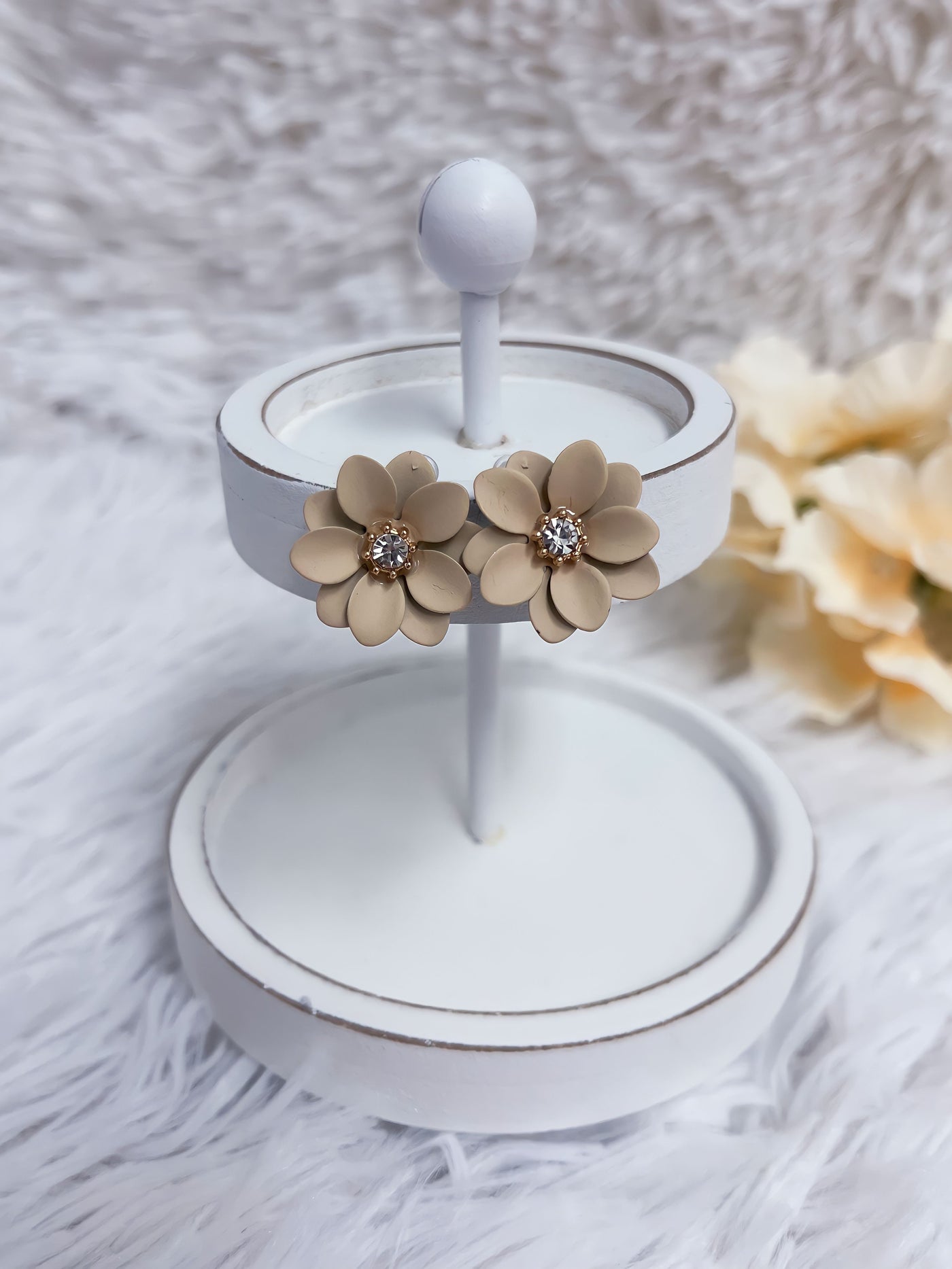 Floral Glitz Cream Earrings