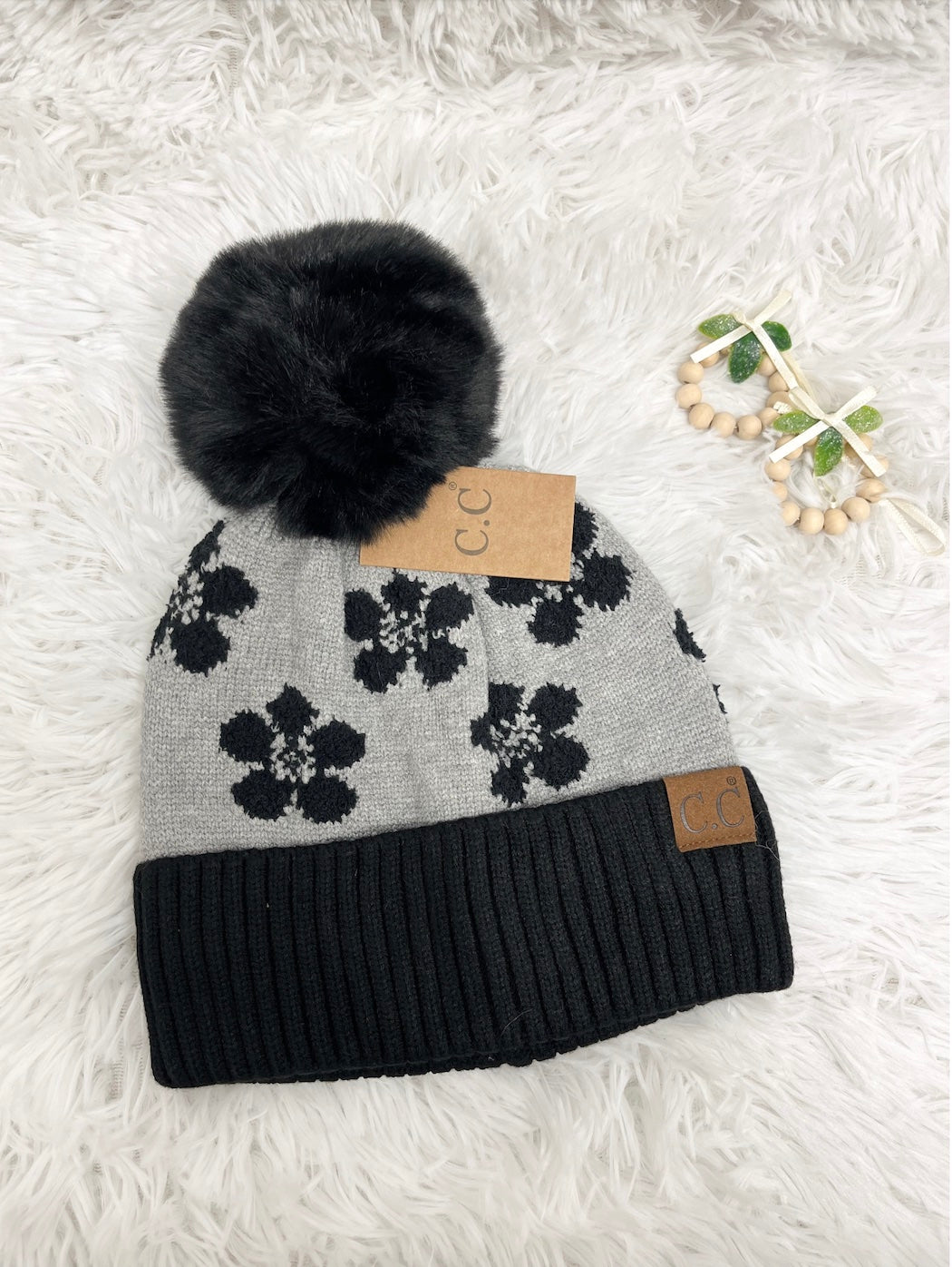 Daisy Days Black Hat