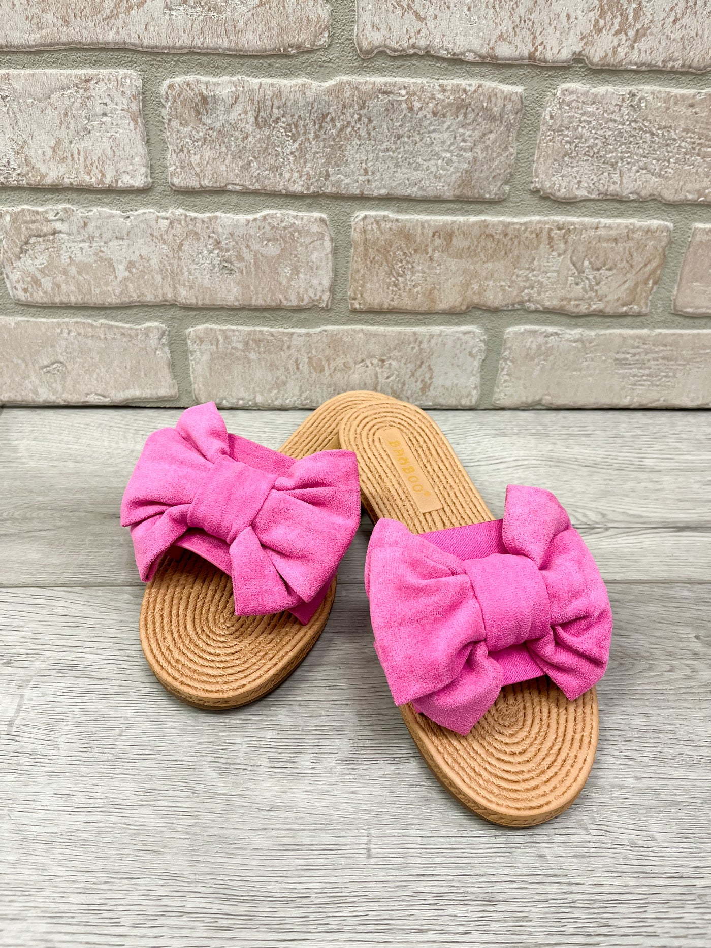 Slip Into My Bow Pink Sandals