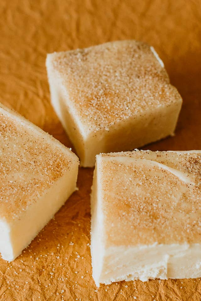 Fudge: Cinnamon Roll