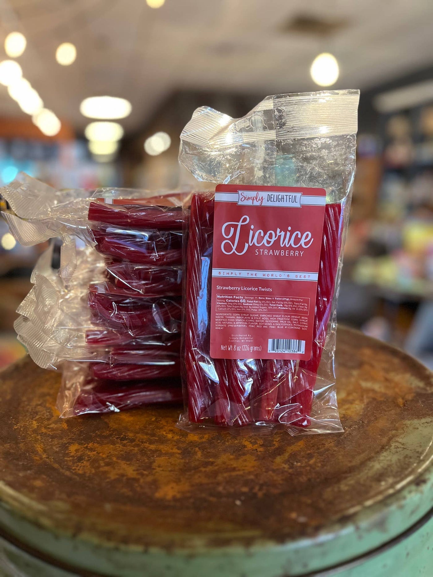 Simply Delightful Licorice: Strawberry