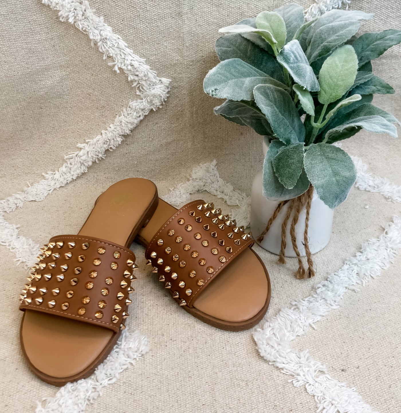 Trendy Life Tan Sandals